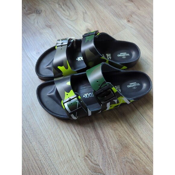 Birkenstock Valentino Arizona Army Lime Camo Logo Sandals EU 41 Mens 8-8.5 - Picture 16 of 16